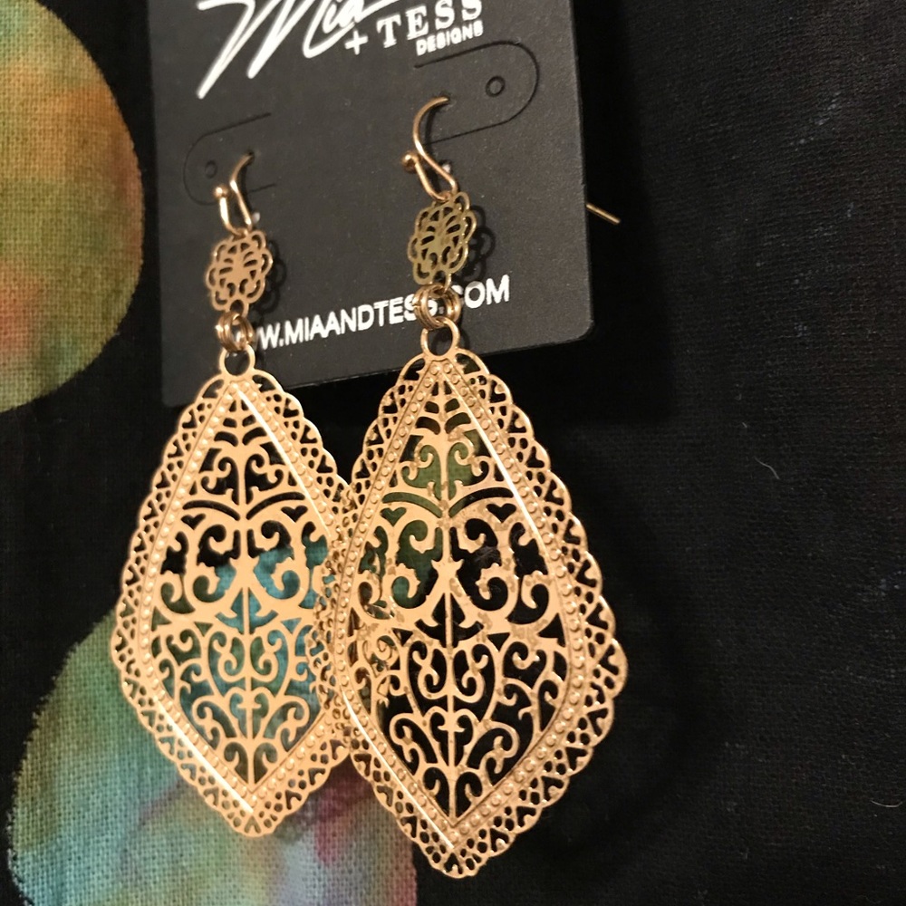 Gold Filigree Dangle Earrings